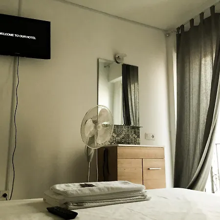 Bohemia Hotel 2*