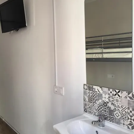 Bohemia Hotel 2*